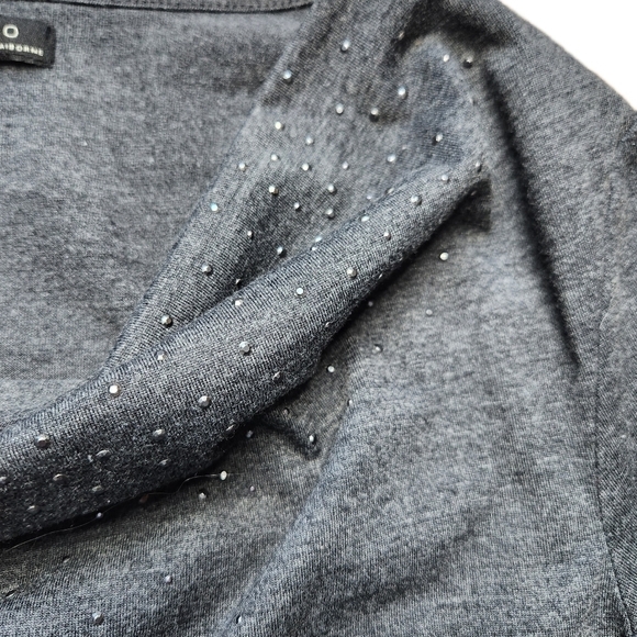 Liz Claiborne Studio Gray sweatshirt Size M - Picture 3 of 5